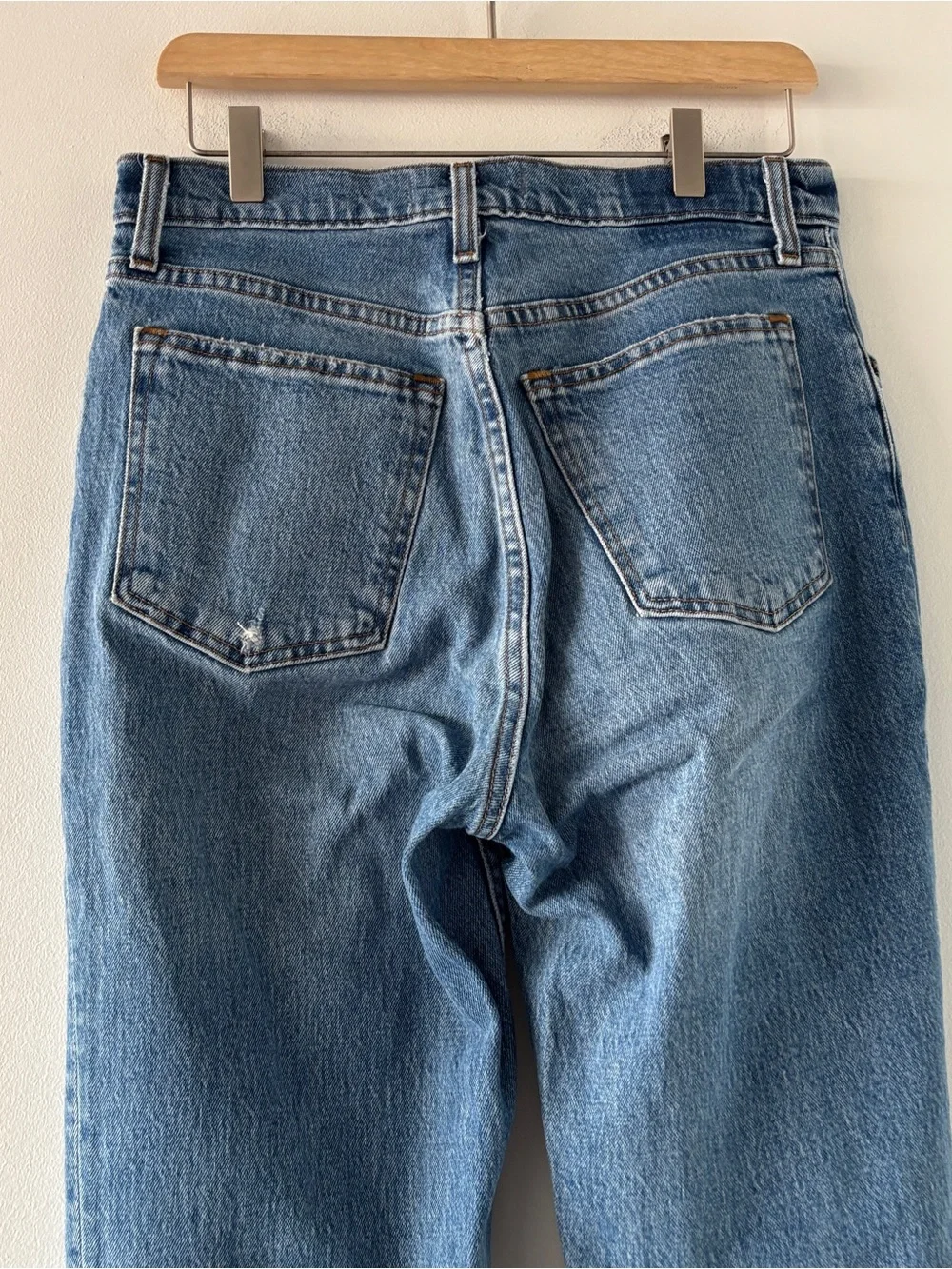 Abercrombie & Fitch High Rise 90s Straight Jeans